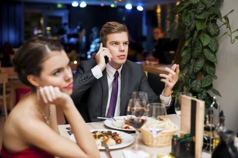 First date mistakes people make